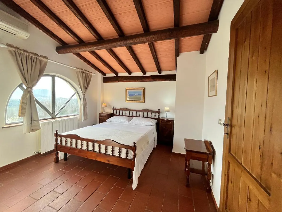 Casa Del Pino Bed & Breakfast Borgo a Buggiano